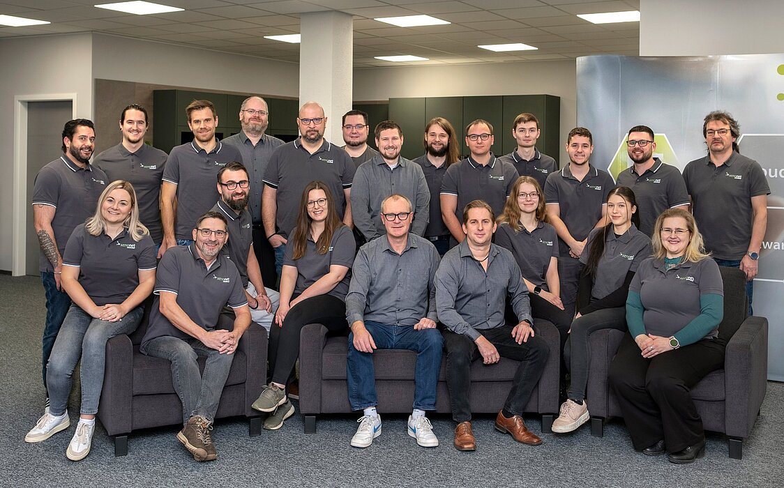 Das xenonet Team in unserem Showroom in Neustadt an der Aisch