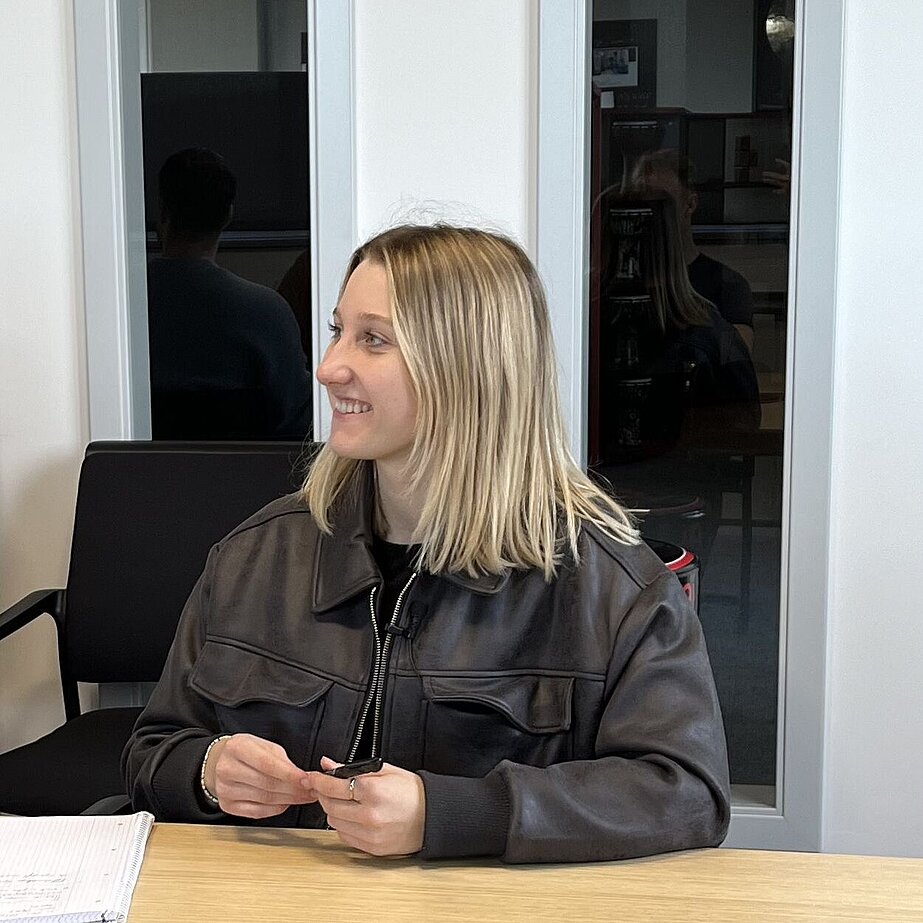 Daniela fertige Azubine bei Meinl