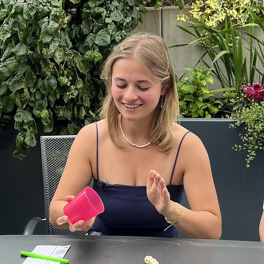 Mitarbeiterin Sina bei der Lebenshilfe in Bad Windsheim 